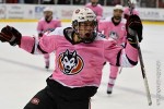 Men's Hockey Welcomes In Struggling Mavericks